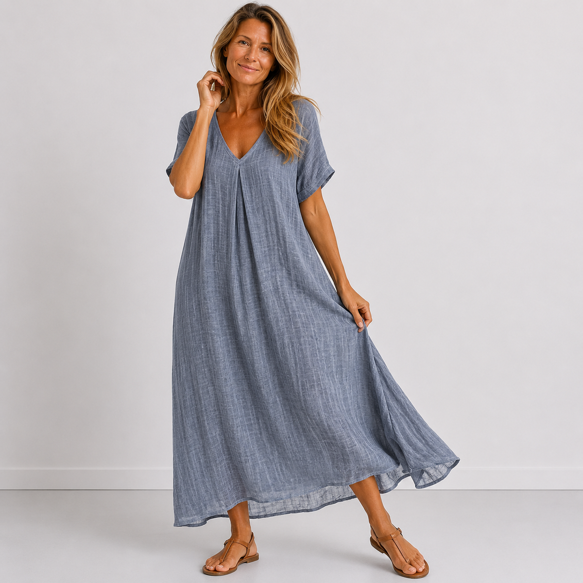 Giuliana | Elegant Flowing Maxi Dress