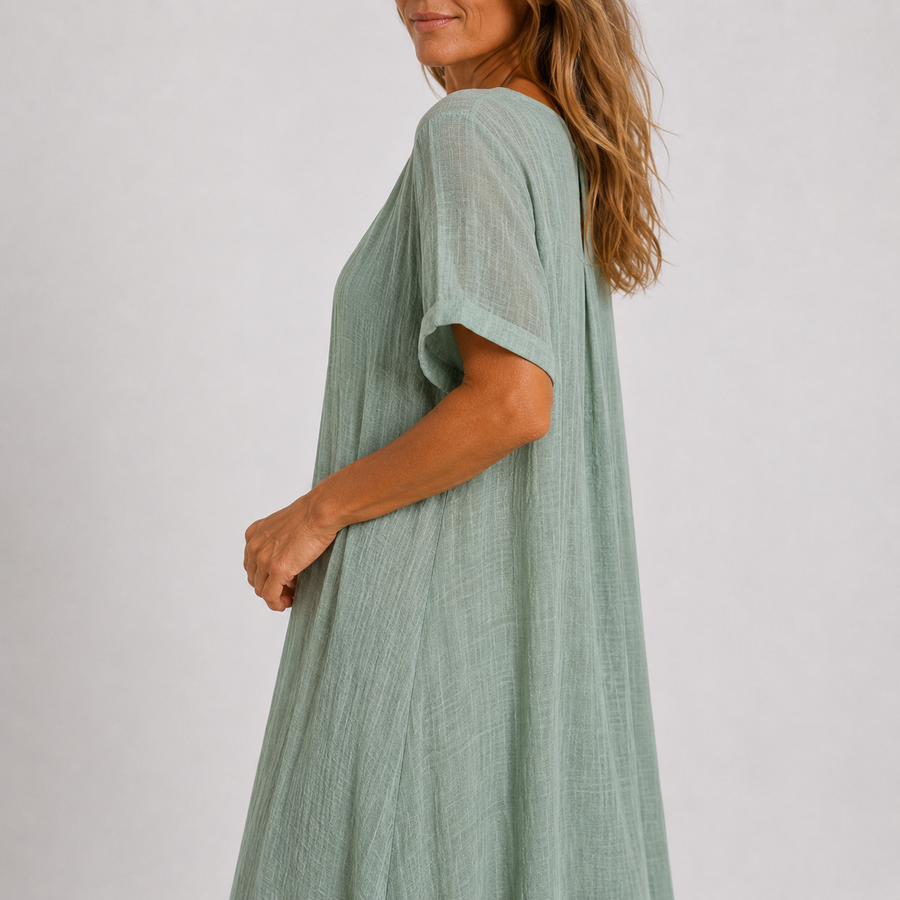 Giuliana | Elegant Flowing Maxi Dress