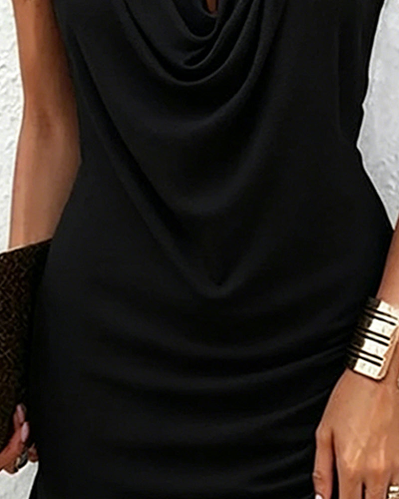 Kiki | Sleeveless dress with draped collar